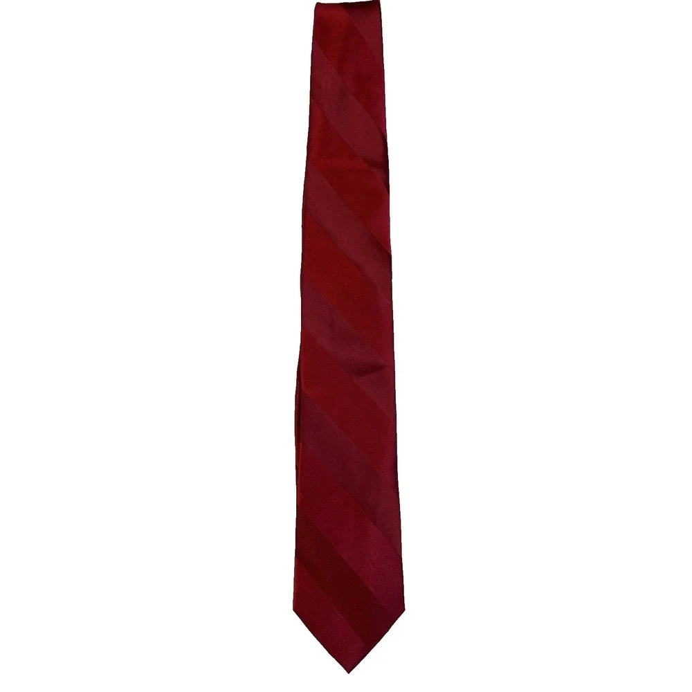 Stafford Men's Red Silk Striped Tie Classic Dressy Career Office Preppy Academia